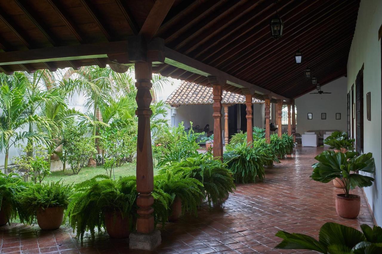 San Rafael Hotel Mompos Exterior photo
