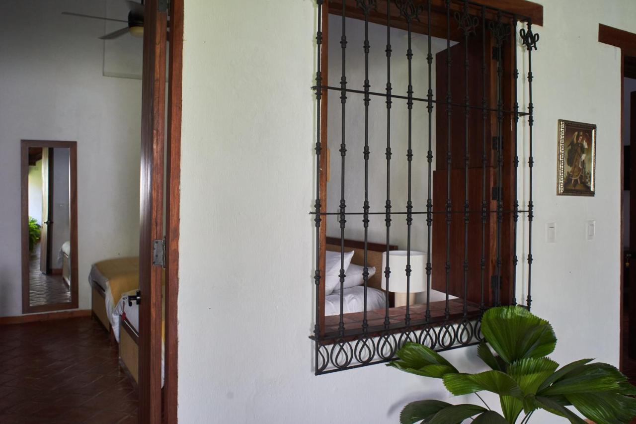 San Rafael Hotel Mompos Exterior photo