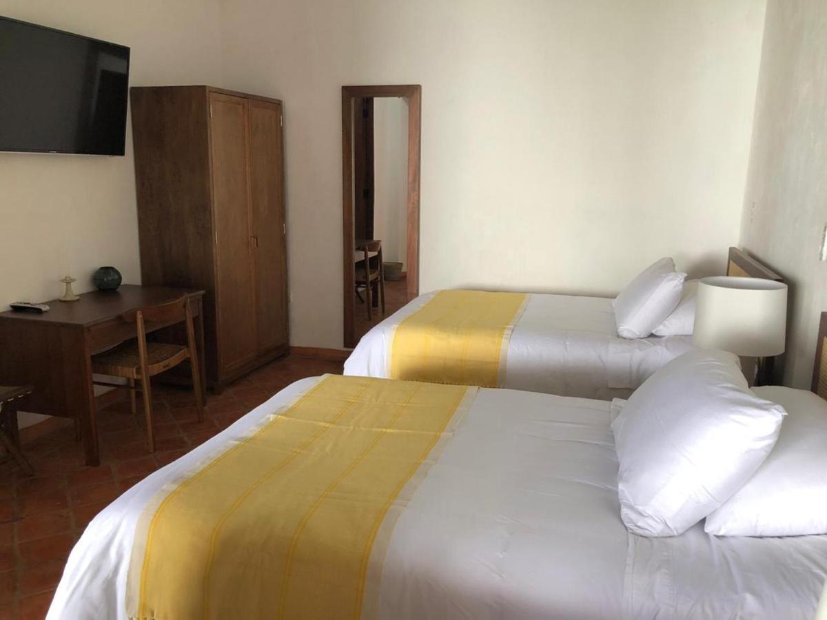 San Rafael Hotel Mompos Exterior photo